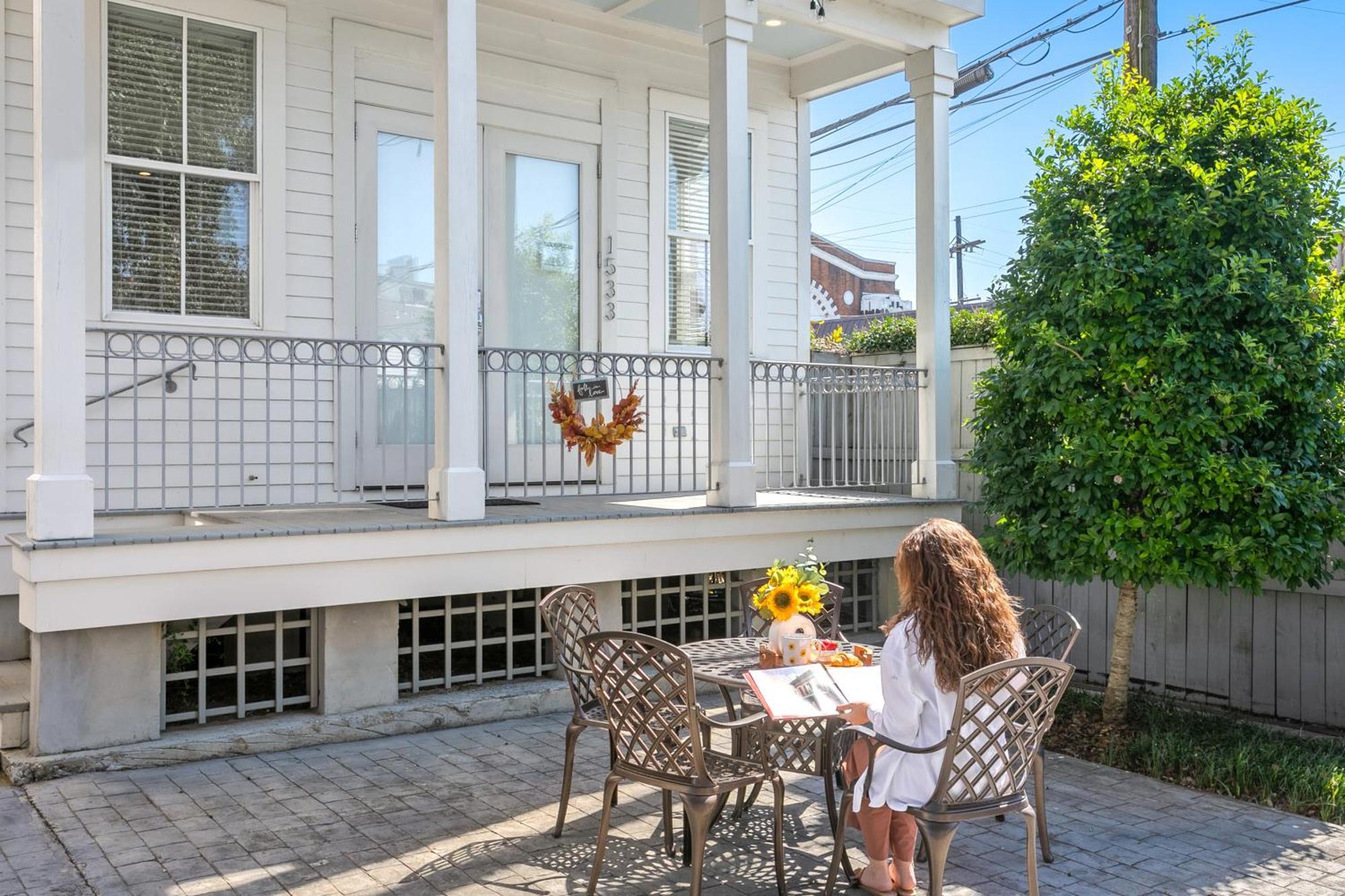 Hosteeva 3 Bedroom Cottage Close To St Charles 5 M Ride To Fq นิวออร์ลีนส์ ภายนอก รูปภาพ